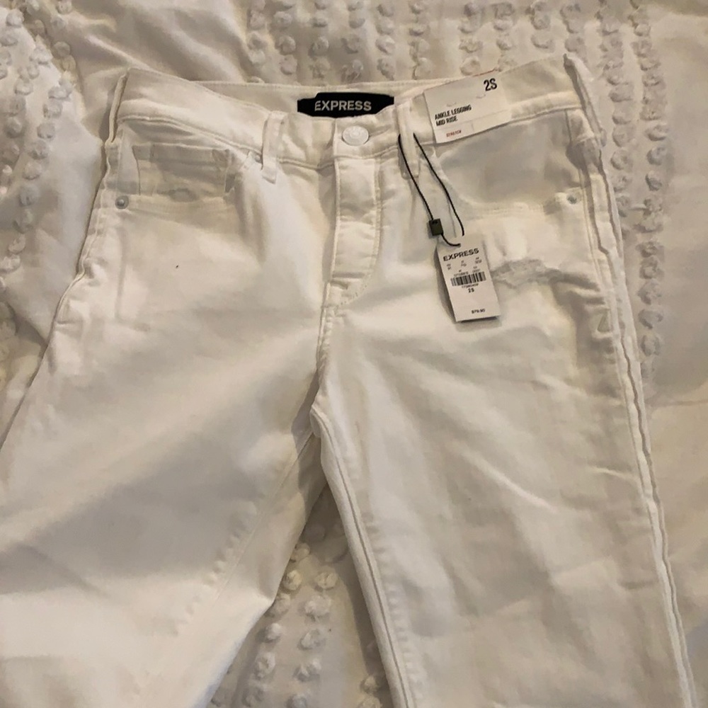Express white ankle leggings